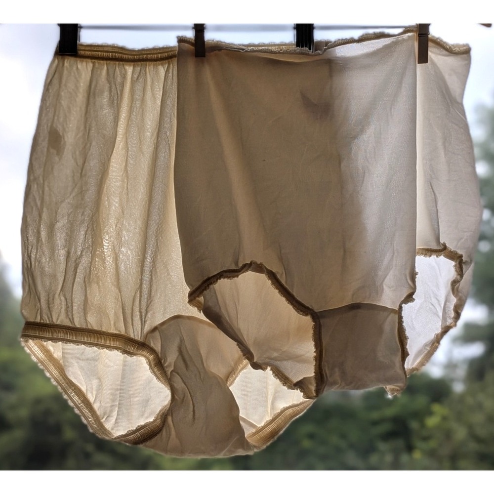 SHEER LOT2💋Vtg Henson Kickernick Antron Nylon Panties Double Mushroom 6Hip38 US
